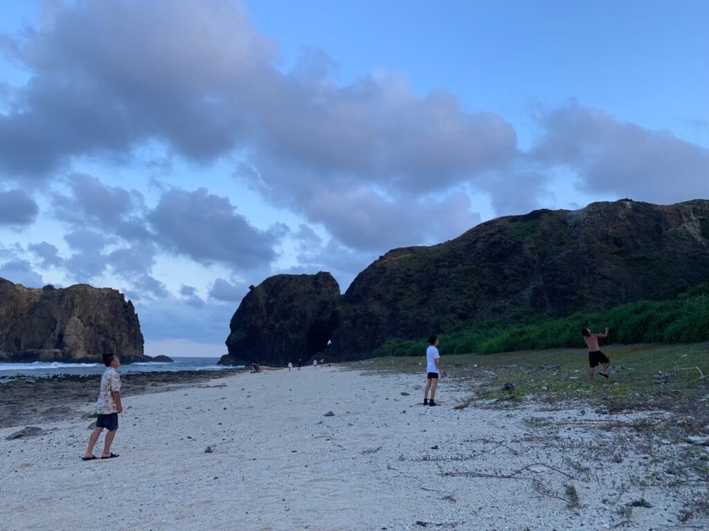 綠島打工換宿仙人疊石